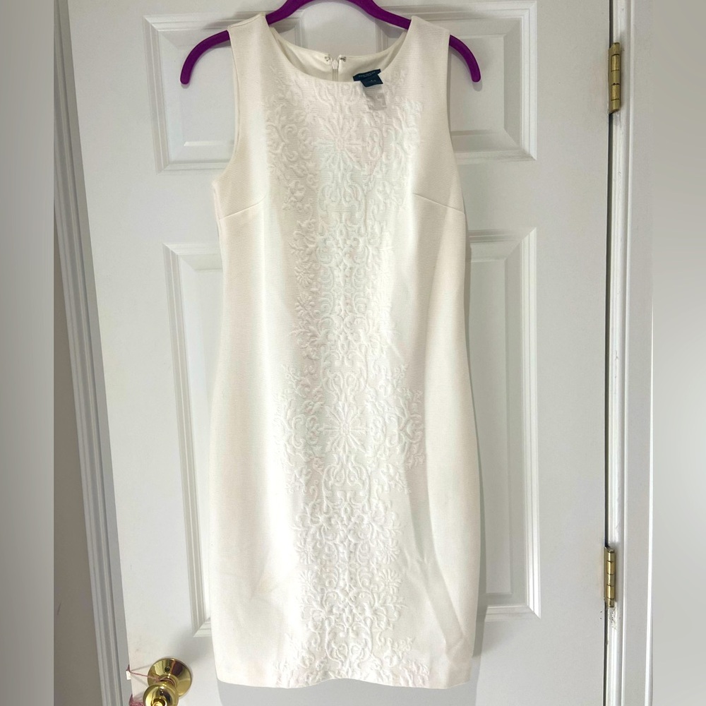 Ann Taylor Dress, size 2. Worn one time.